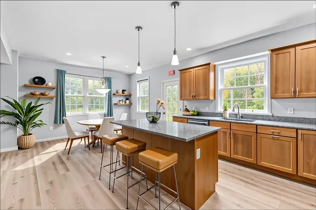 $825,000 | 7 Evergreen Drive, Essex, VT 05452