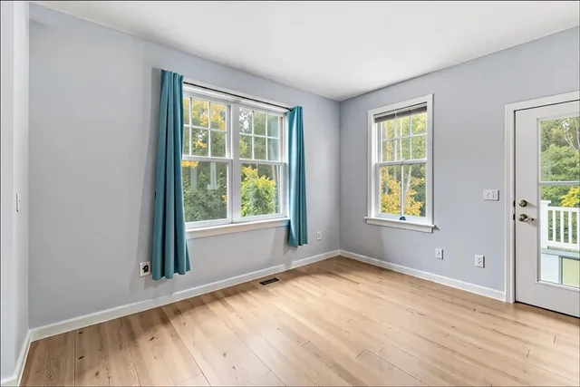 $825,000 | 7 Evergreen Drive, Essex, VT 05452