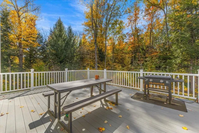 $825,000 | 7 Evergreen Drive, Essex, VT 05452