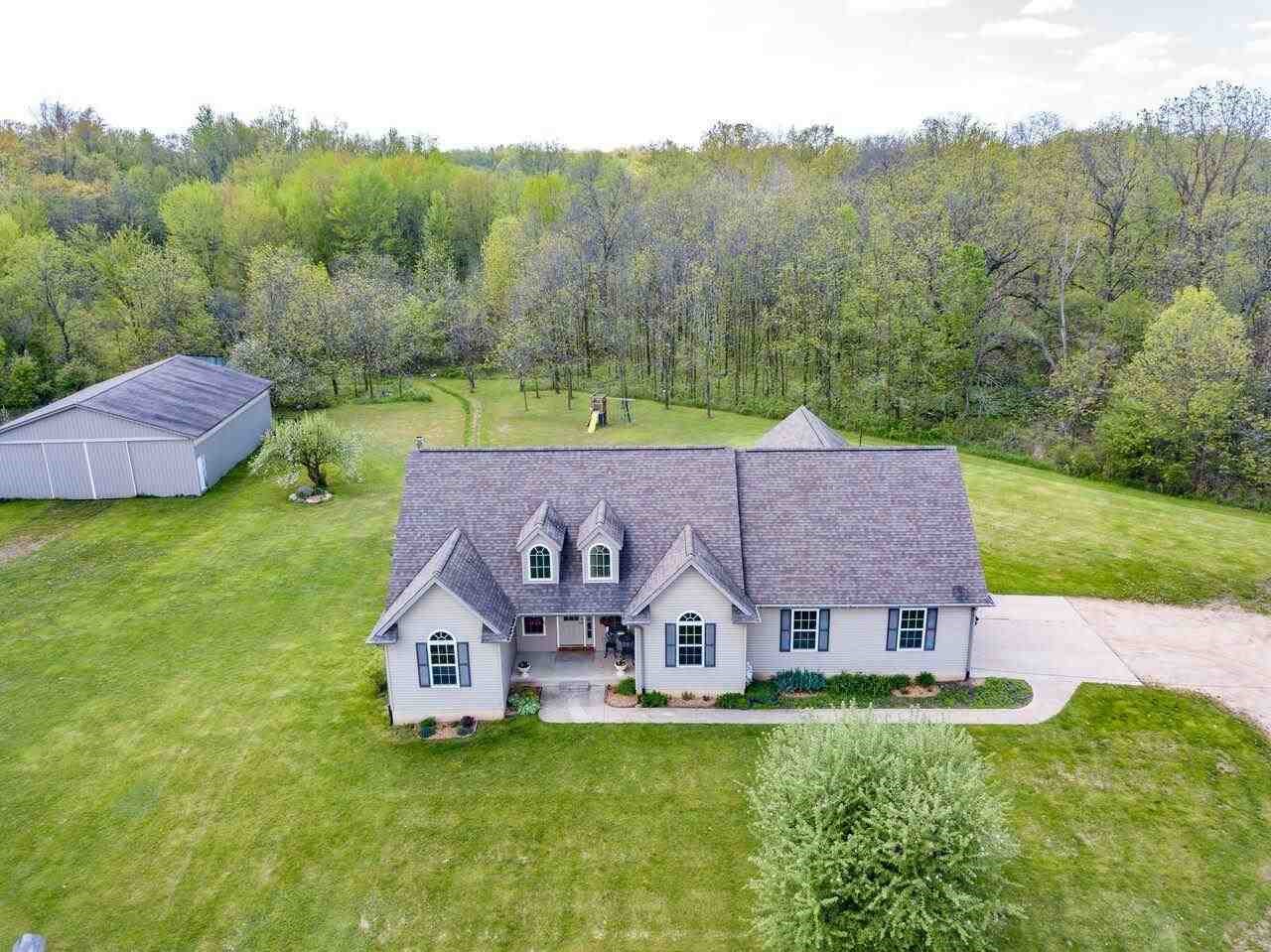 13850 Shaftsburg Road Perry, MI 48872 - Photo 1 of 94 21454472.JPG