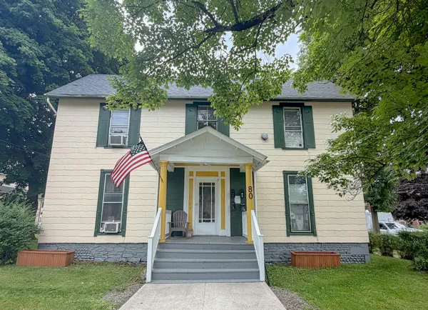 $950 | 80 Main Street, Owego, NY 13827