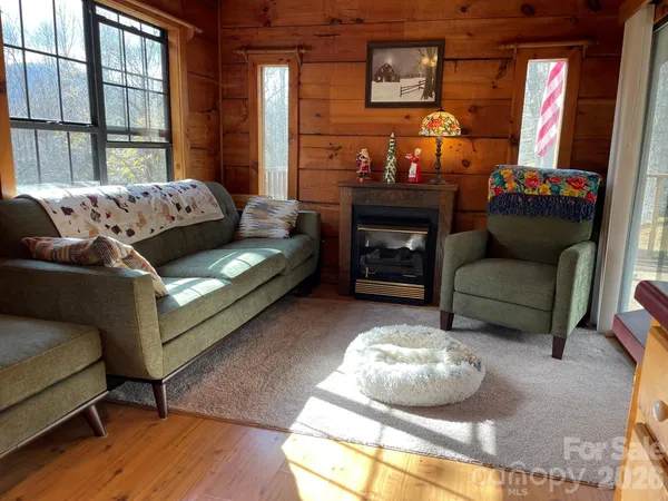 $164,900 | 36 Luther Franklin Lane, Newland, NC 28657