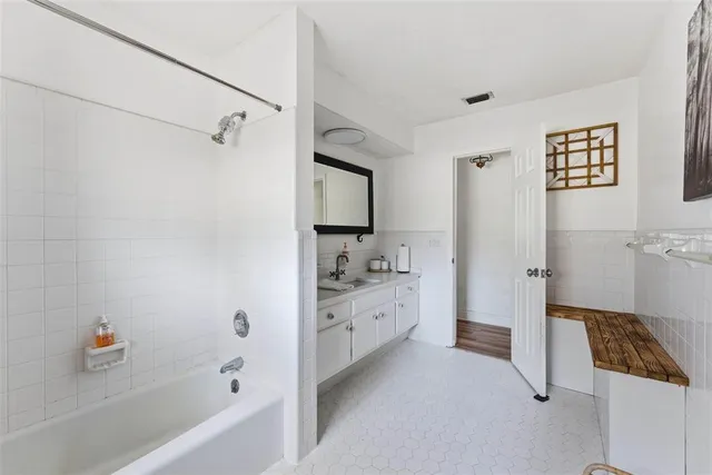 $390,000 | 26310 Fishermans Road, Paisley, FL 32767