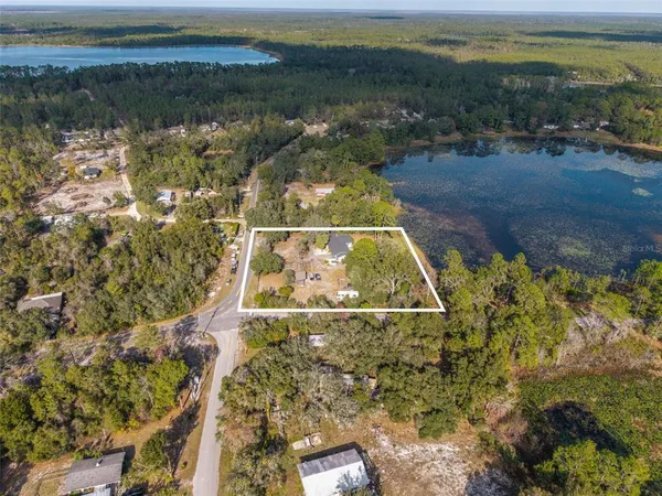 $390,000 | 26310 Fishermans Road, Paisley, FL 32767