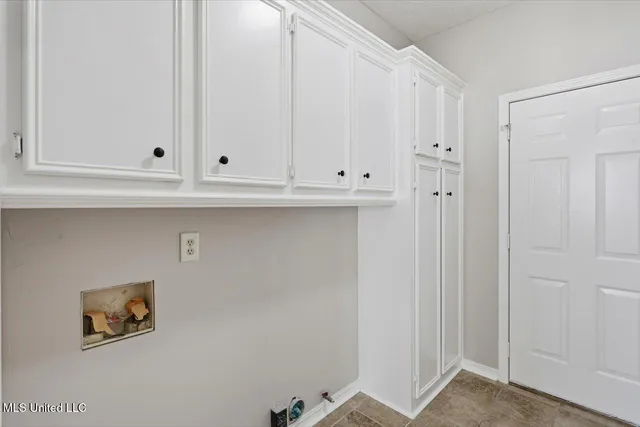 $2,700 | 201 Heritage Drive, Madison, MS 39110