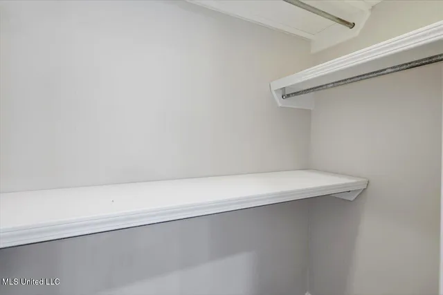 $2,700 | 201 Heritage Drive, Madison, MS 39110