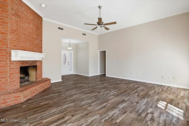 $2,700 | 201 Heritage Drive, Madison, MS 39110