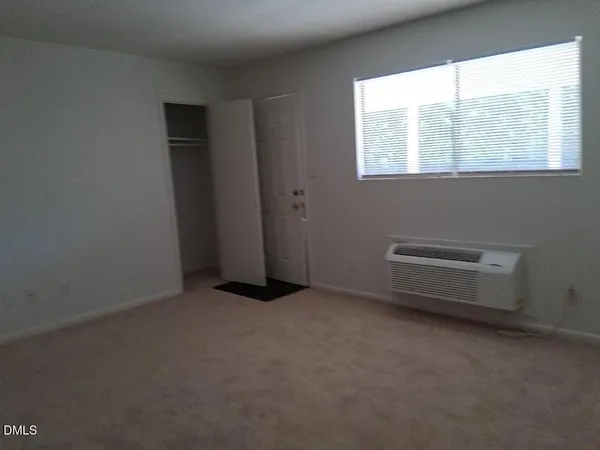 $1,275 | 130 South Estes Drive, Unit G5, Chapel Hill, NC 27514