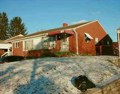 1807 Greentree Road Pittsburgh, PA 15220 - Photo 2 of 8 Exterior Front.