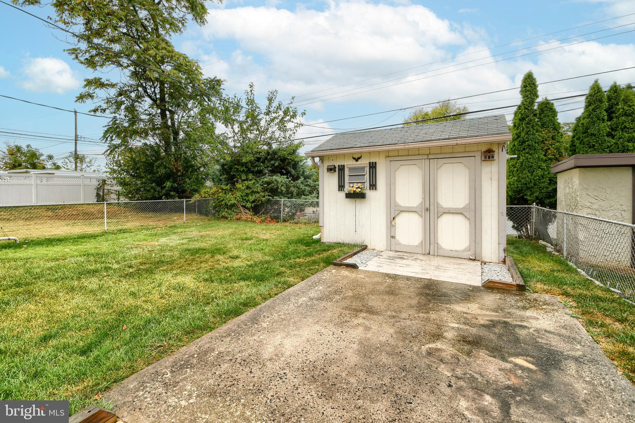 1346 Midland Road Conshohocken, PA 19428 - Photo 25 of 34 Gallery Image 25