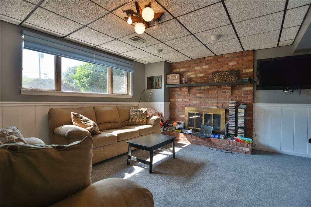 121 Roth Street Houston, PA 15342 - Photo 14 of 20 Gallery Image 14