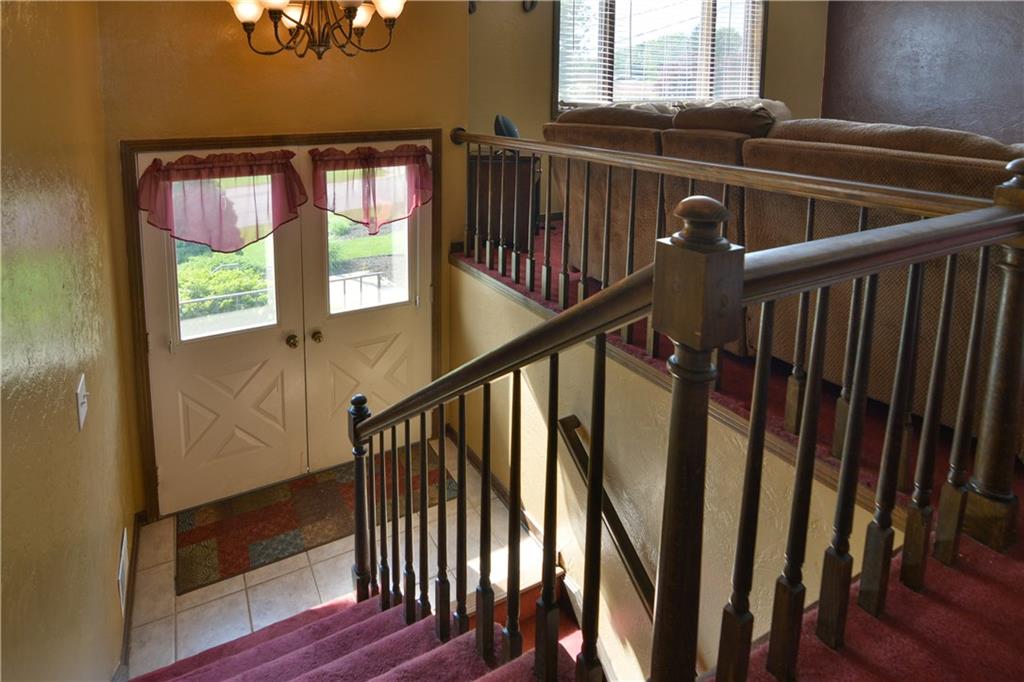 121 Roth Street Houston, PA 15342 - Photo 6 of 20 Gallery Image 6