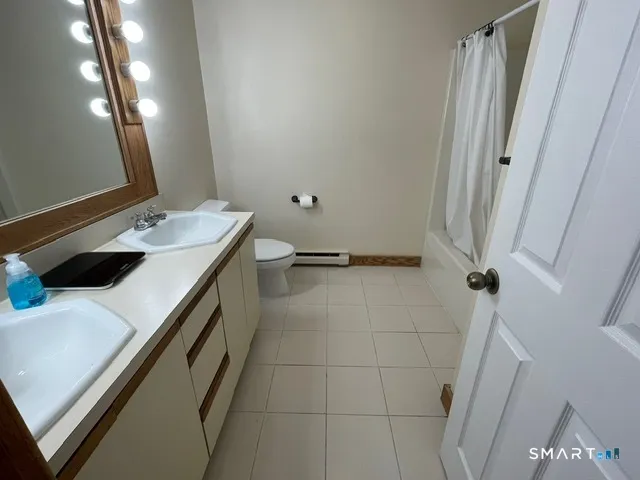 $2,200 | 3 Mallard Cove Road, Unit 3, East Hampton, CT 06424