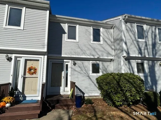 $2,200 | 3 Mallard Cove Road, Unit 3, East Hampton, CT 06424