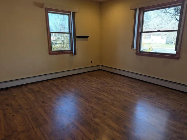 $310,000 | 212 Norfolk Avenue, Egg Harbor City, NJ 08215