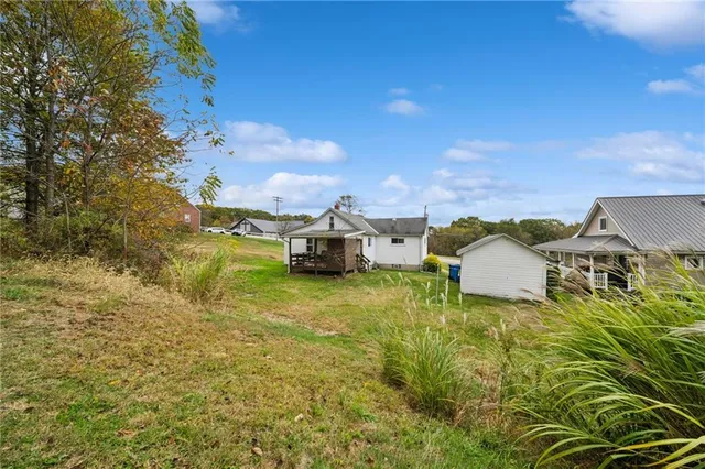 $159,900 | 3425 Garvers Ferry Road, New Kensington, PA 15068