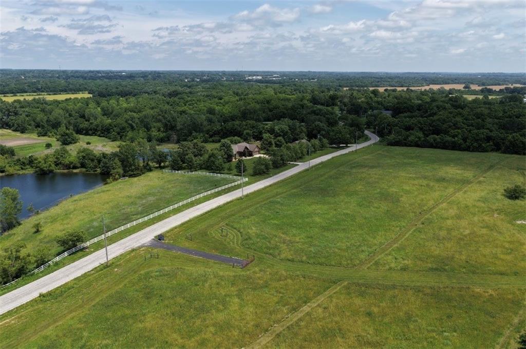 1 South Raffurty Road Pleasant Hill, MO 64080 - Photo 2 of 8