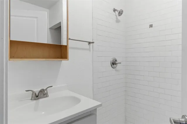 $999 | 613 West Murray Street, Denison, TX 75020