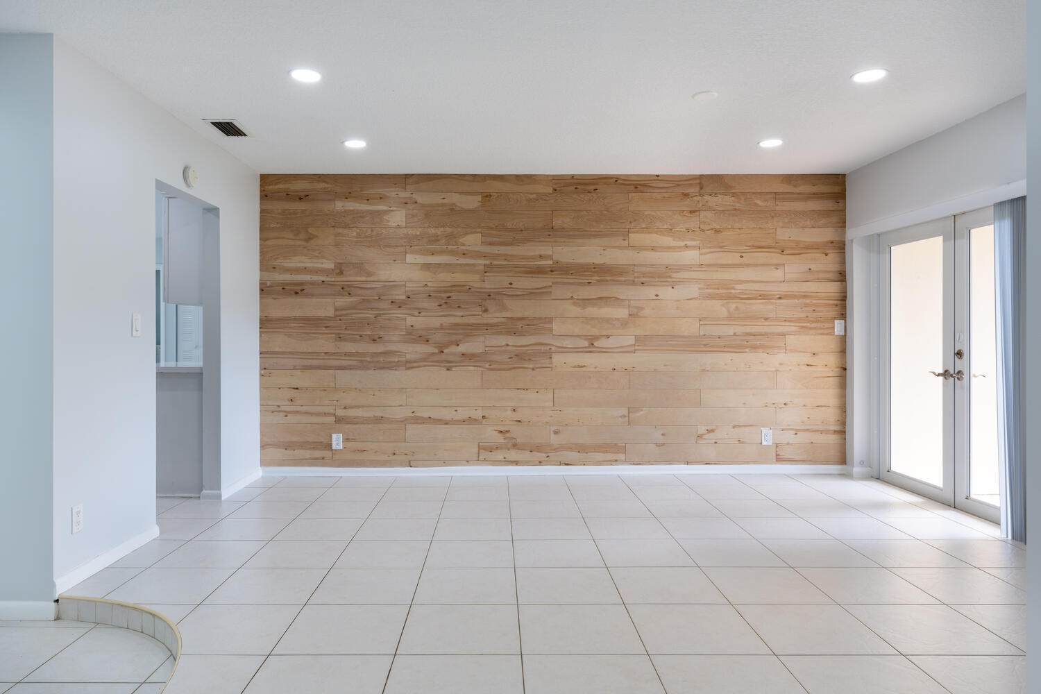4695 Brandywine Drive Boca Raton, FL 33487 - Photo 11 of 28 a view of an empty room