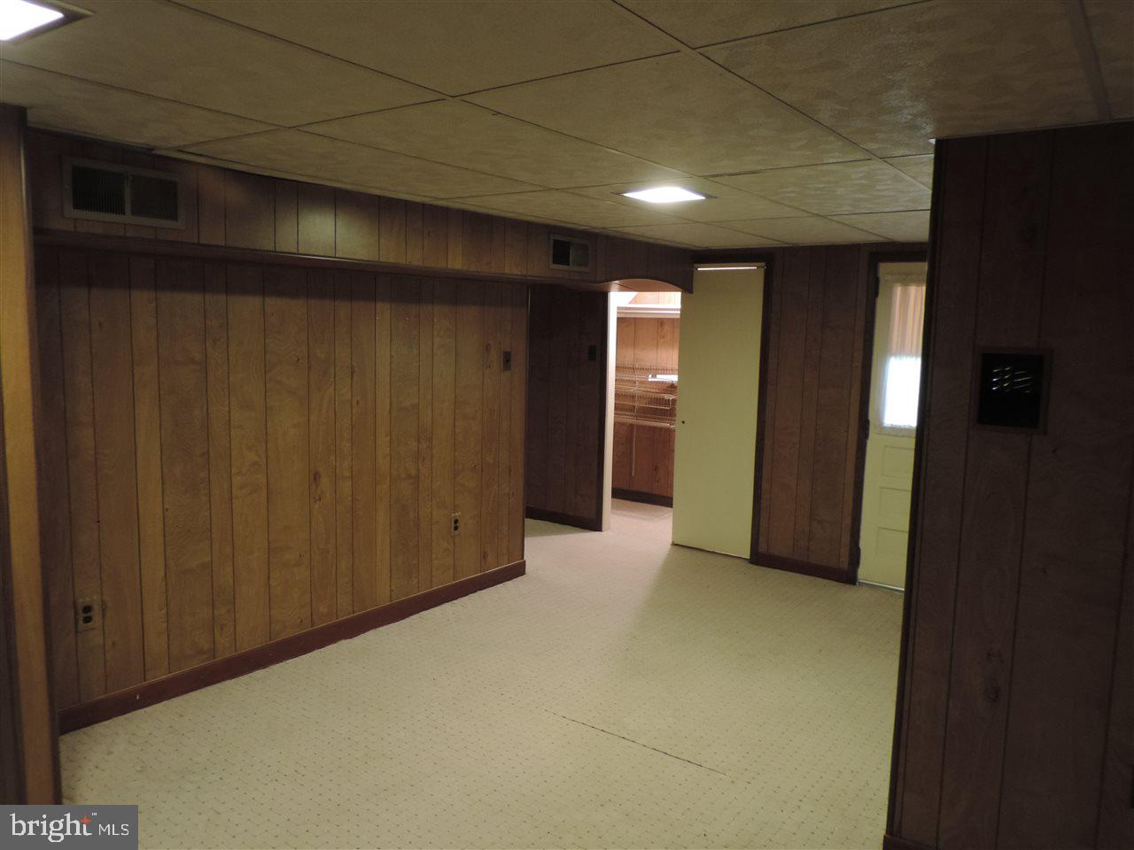 755 Hammond Road York, PA 17406 - Photo 23 of 29 Gallery Image 23