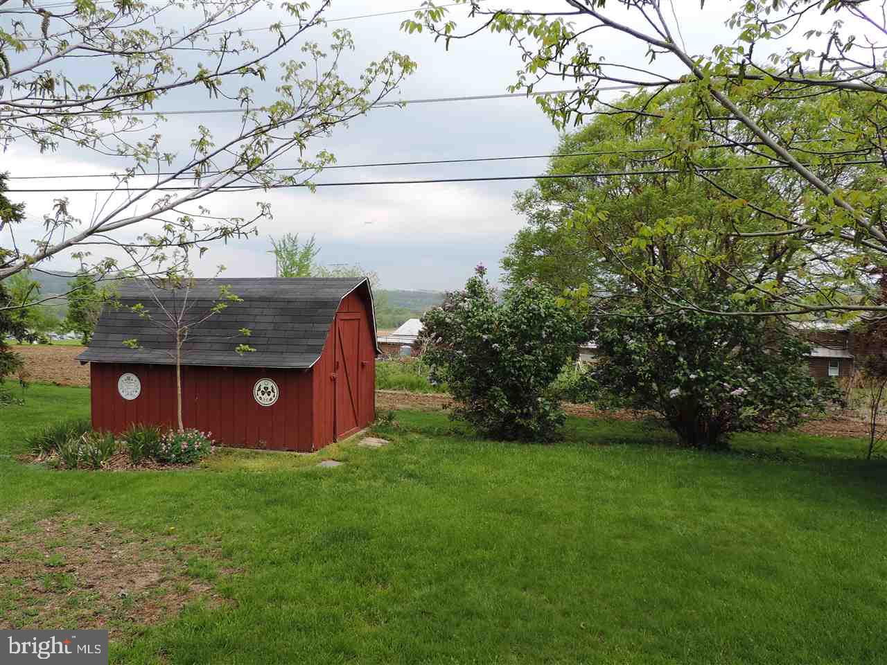 755 Hammond Road York, PA 17406 - Photo 27 of 29 Gallery Image 27