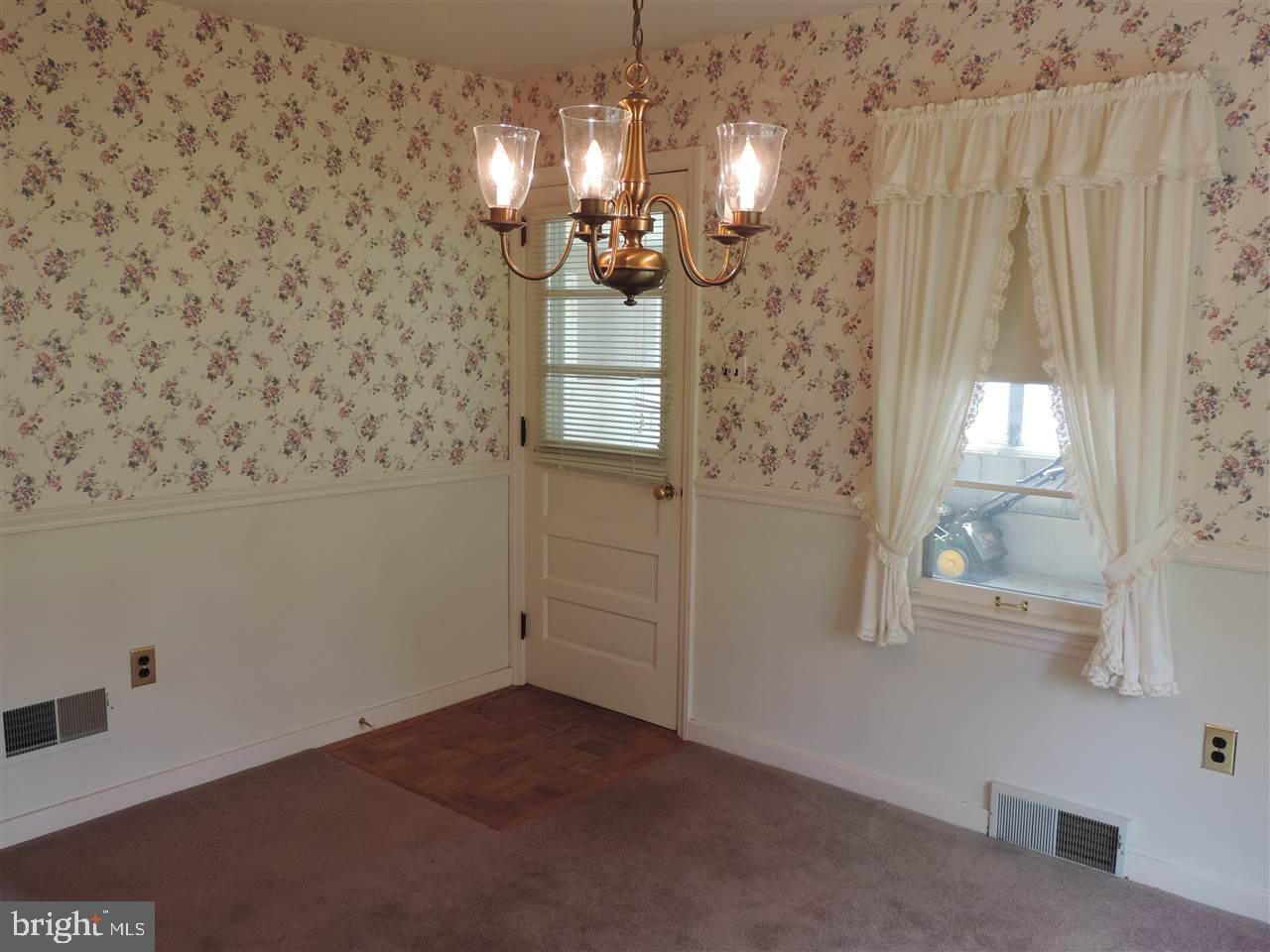 755 Hammond Road York, PA 17406 - Photo 7 of 29 Gallery Image 7