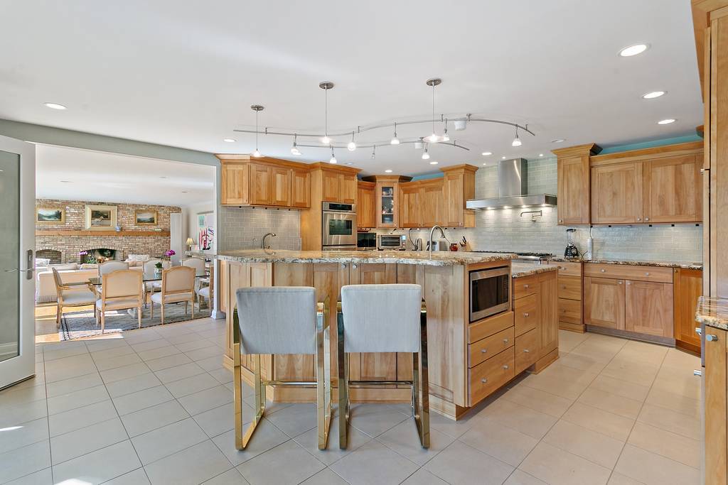 40 Ridge Road Barrington Hills, IL 60010 - Photo 12 of 35