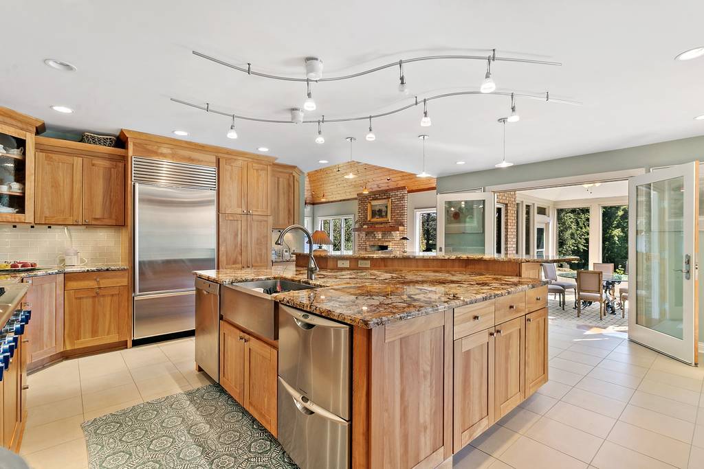 40 Ridge Road Barrington Hills, IL 60010 - Photo 13 of 35