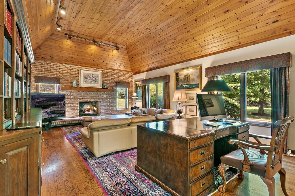 40 Ridge Road Barrington Hills, IL 60010 - Photo 9 of 35