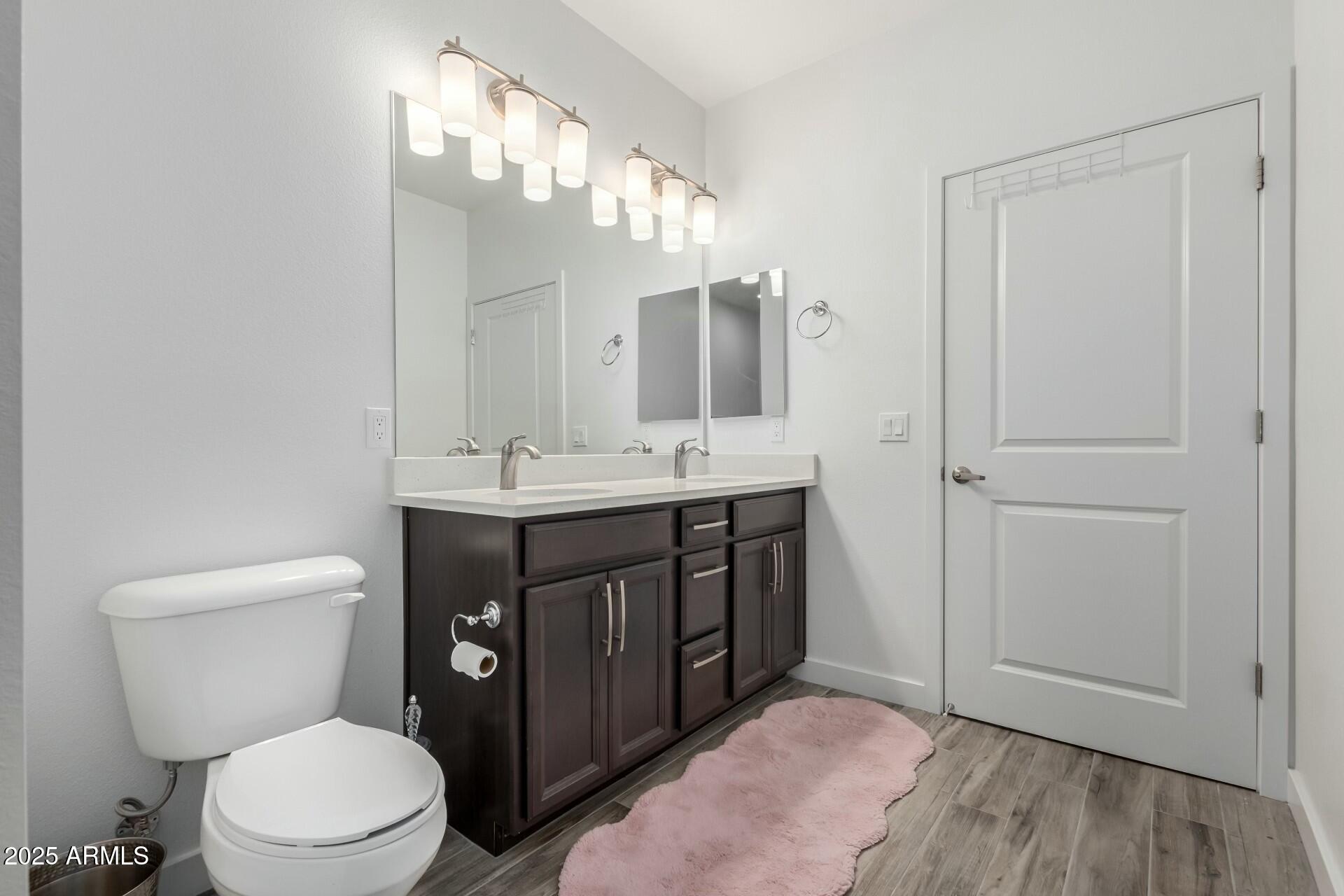 2511 West Queen Creek Road, Unit 262 Chandler, AZ 85248 - Photo 18 of 46 Master Bathroom