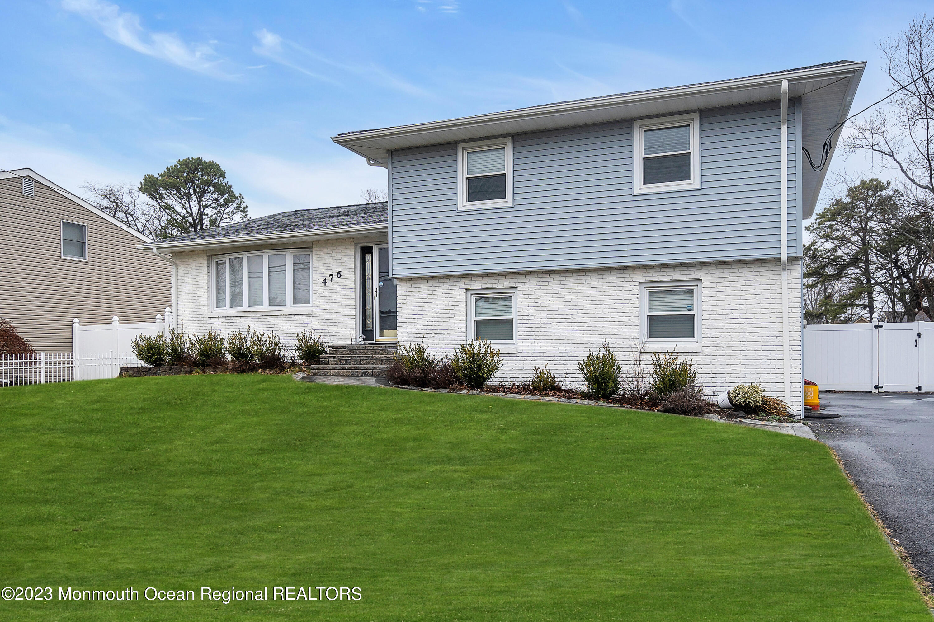 476 Aurora Drive Brick, NJ 08723 - Photo 6 of 31 002_dsc02010-1b