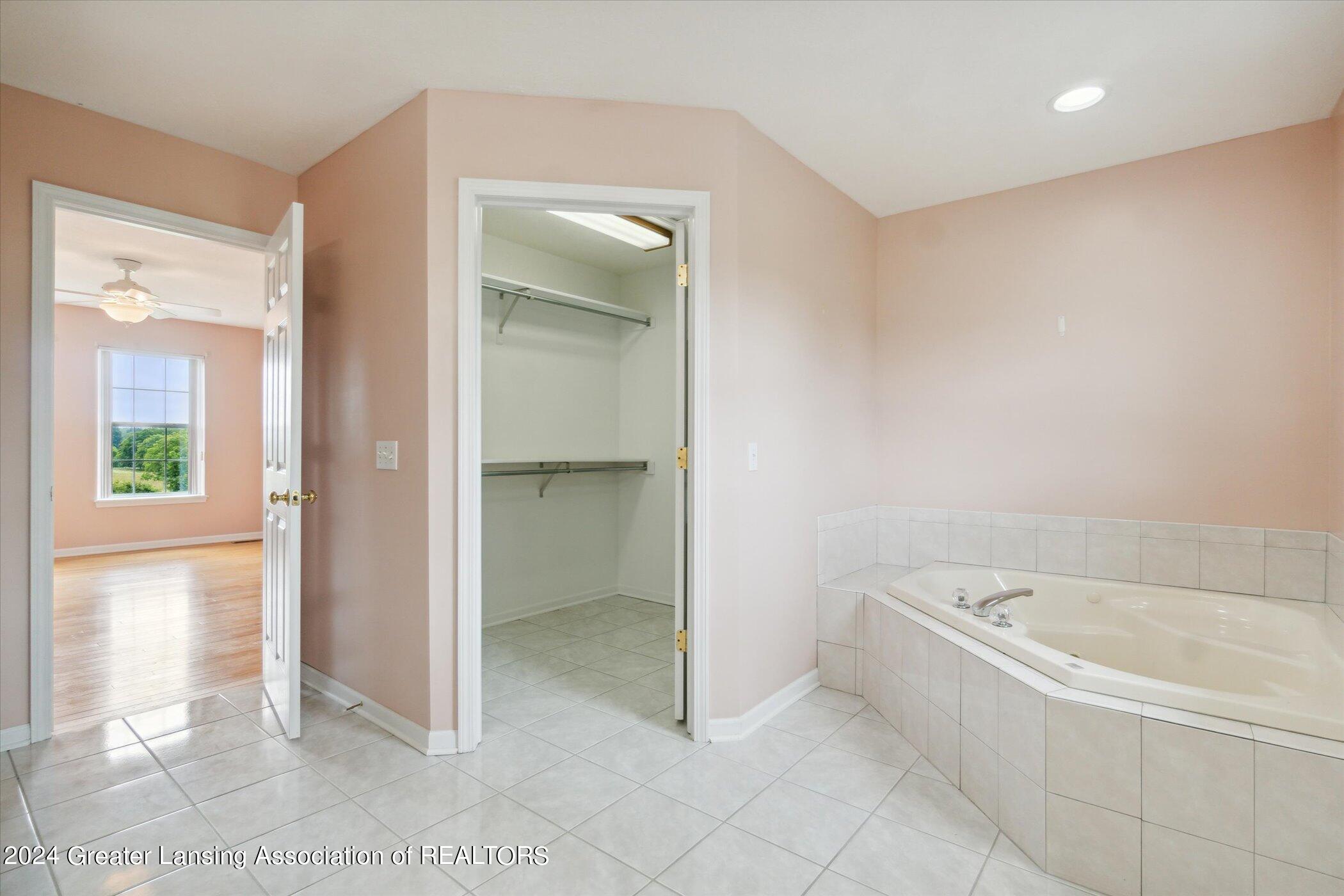 12550 Watson Road Bath, MI 48808 - Photo 30 of 76 Bathroom