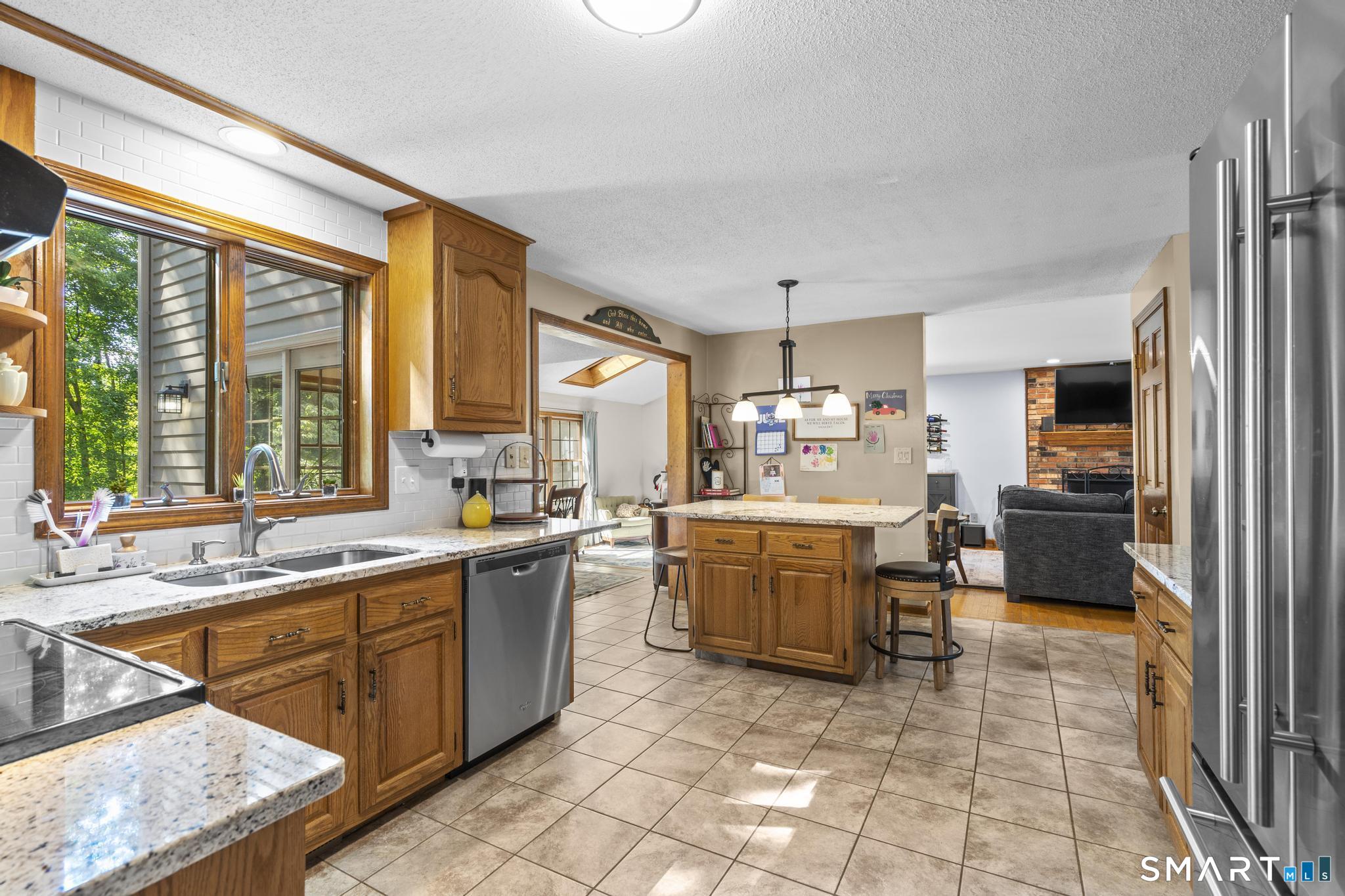 101 Wedgewood Road Southington, CT 06489 - Photo 24 of 40