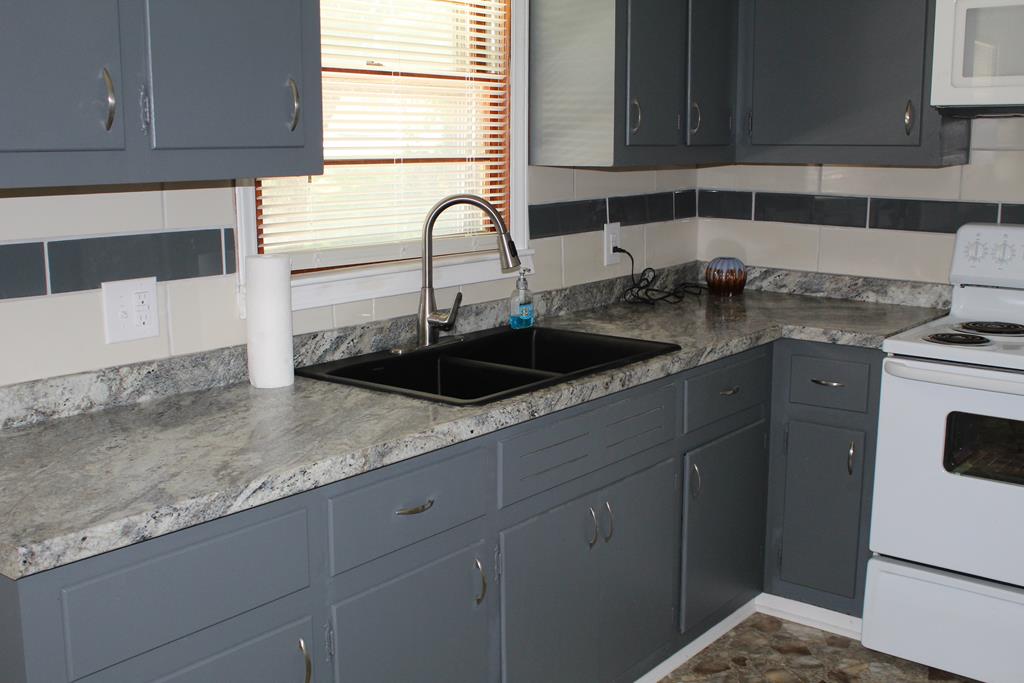 27 Mount Olivet Road Fries, VA 24330 - Photo 11 of 31 Gallery Image 11