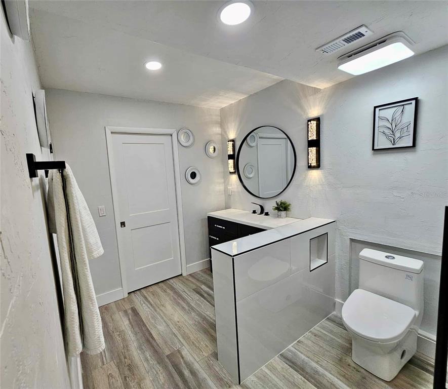 5407 Southwest 82 Terrace Gainesville, FL 32608 - Photo 16 of 34 Gallery Image 16