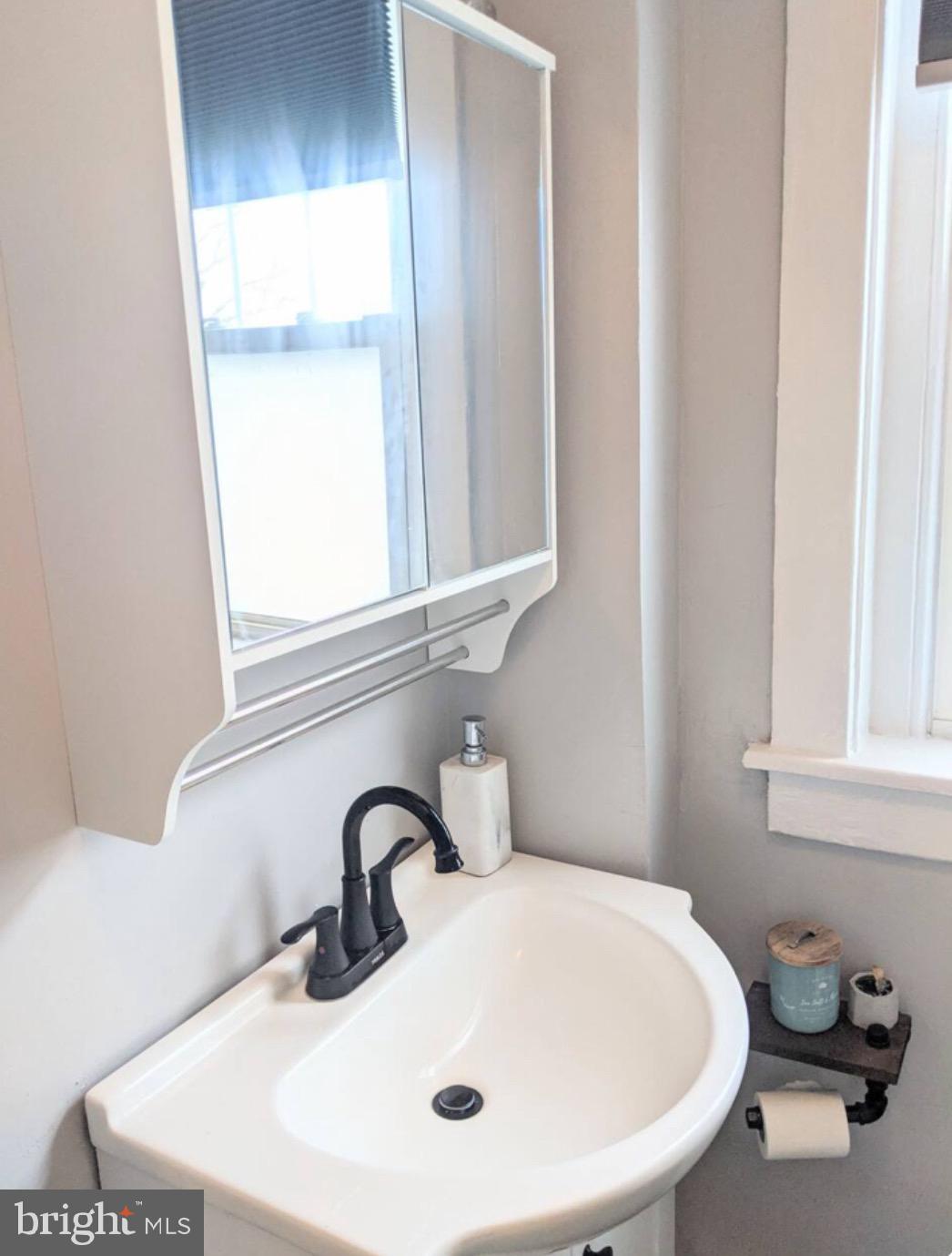102 East Chelton Road Brookhaven, PA 19015 - Photo 14 of 16 Gallery Image 14