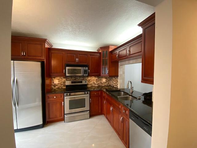 5150 East Club Circle, Unit 103 Boca Raton, FL 33487 - Photo 3 of 9 IMG_4932