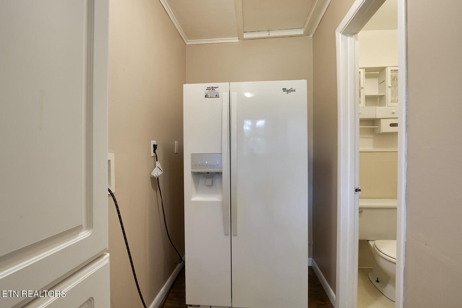 7022 East Emory Road Corryton, TN 37721 - Photo 19 of 60 19_EEmoryRoad_7022_Laundry