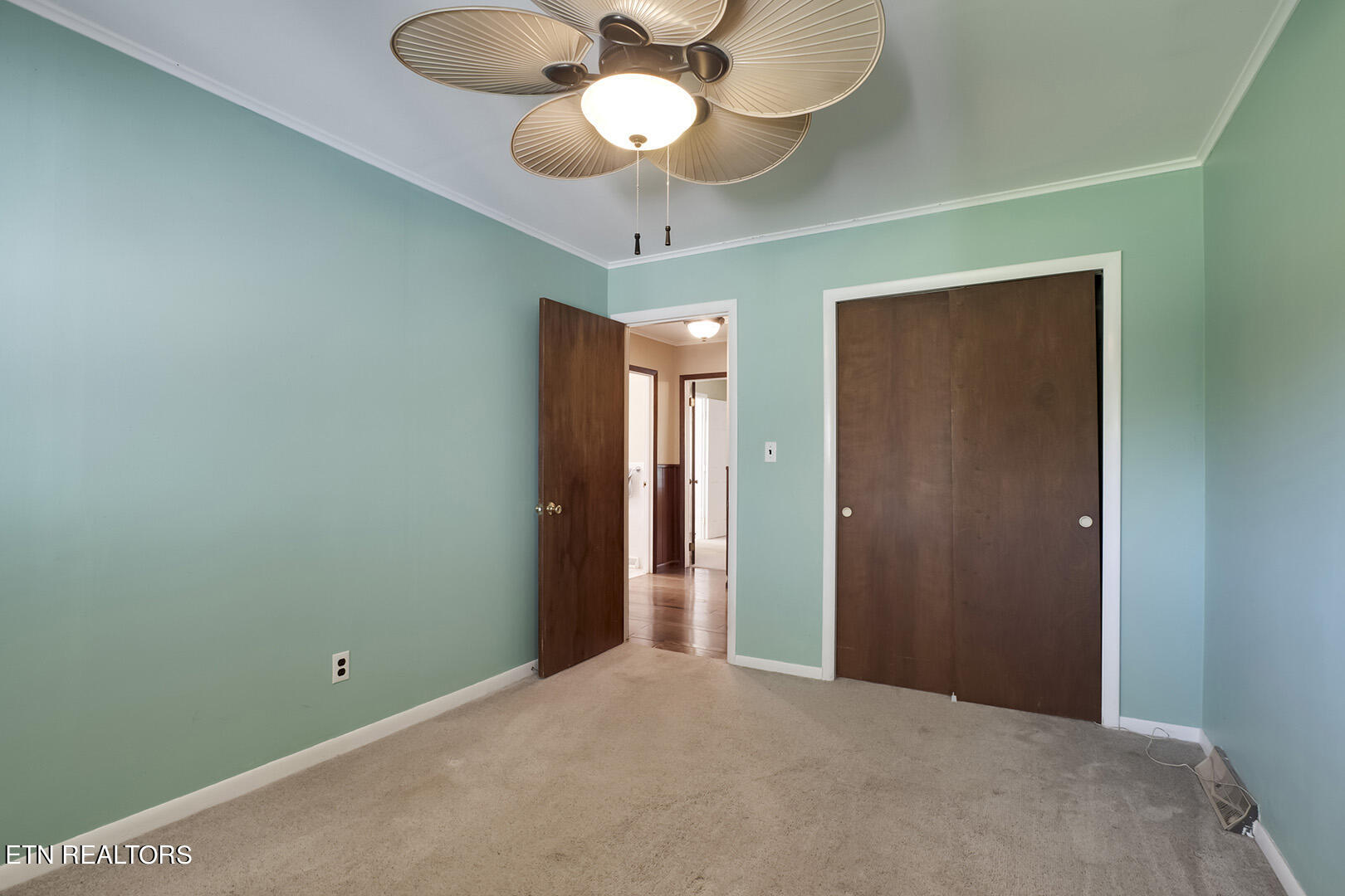 7022 East Emory Road Corryton, TN 37721 - Photo 35 of 60 35_EEmoryRoad_7022_Bedroom2_02