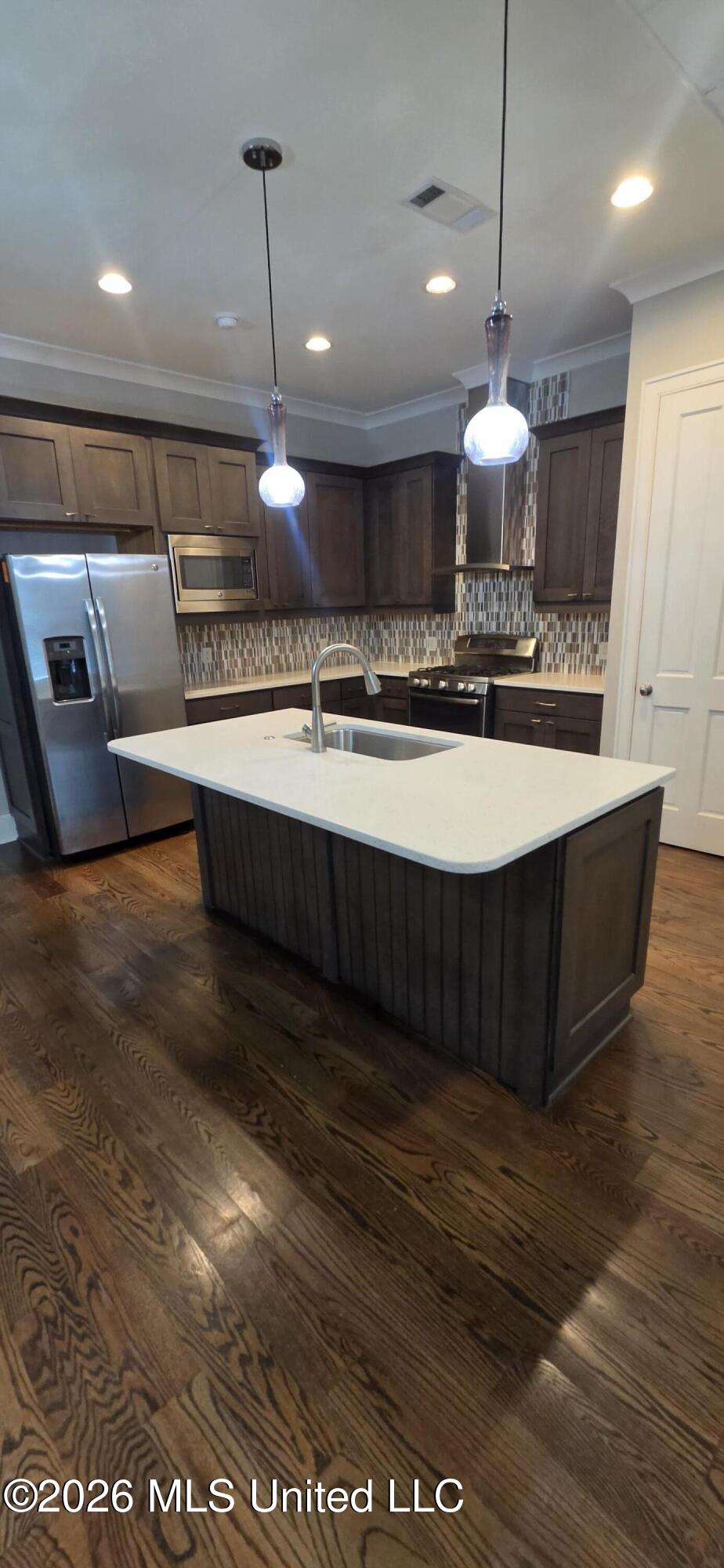 710 Manship Street Jackson, MS 39202 - Photo 13 of 63 20260827_124802