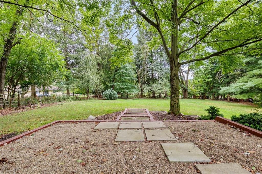 2844 McCully Road Allison Park, PA 15101 - Photo 16 of 20 Gallery Image 16