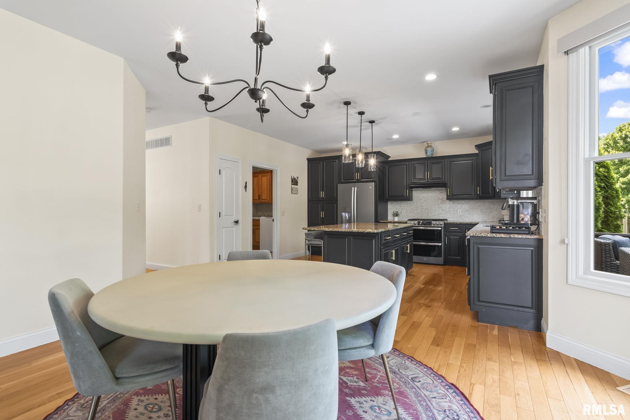 2201 Interlacken Drive Springfield, IL 62704 - Photo 20 of 53