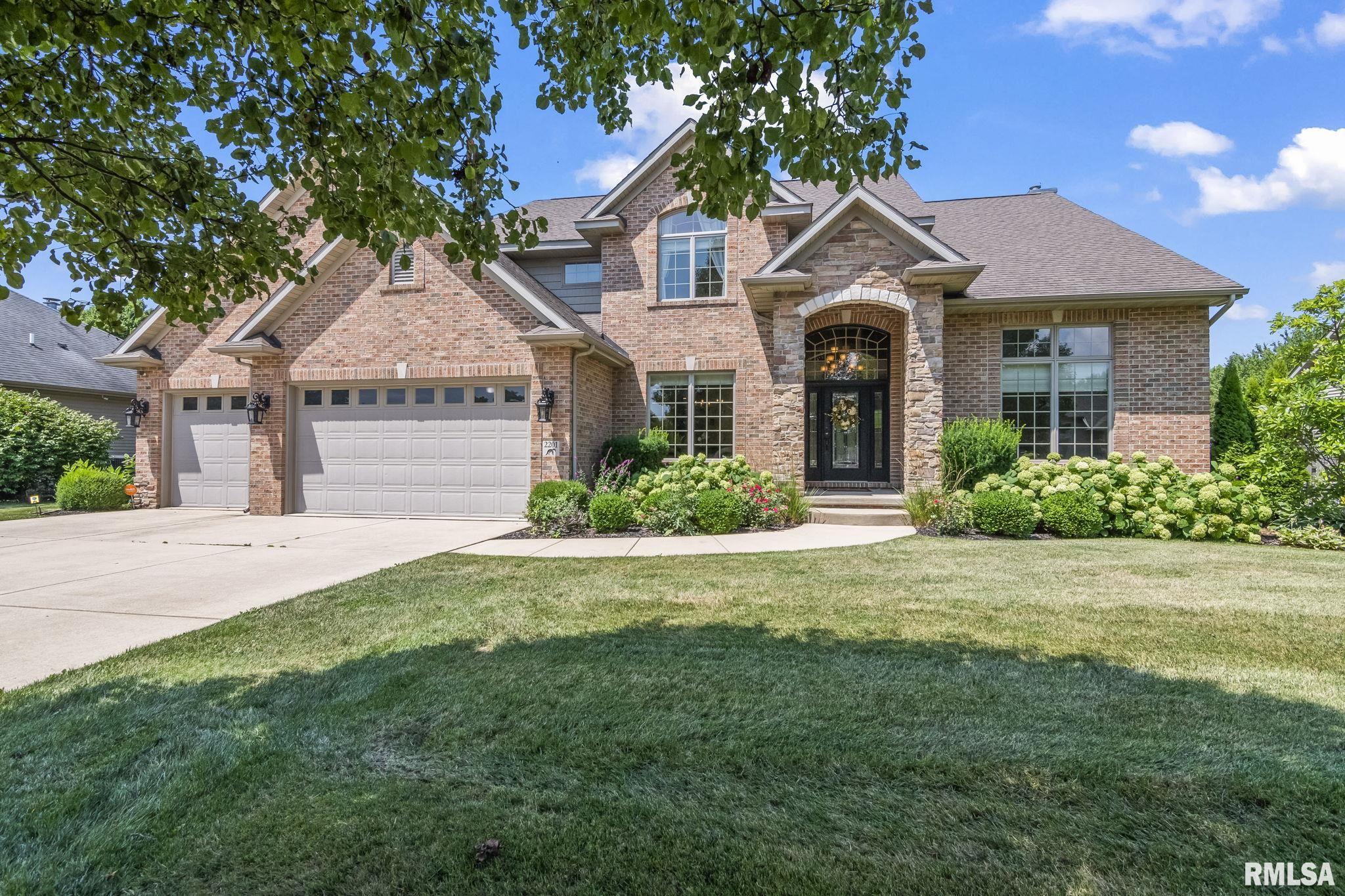 2201 Interlacken Drive Springfield, IL 62704 - Photo 2 of 53