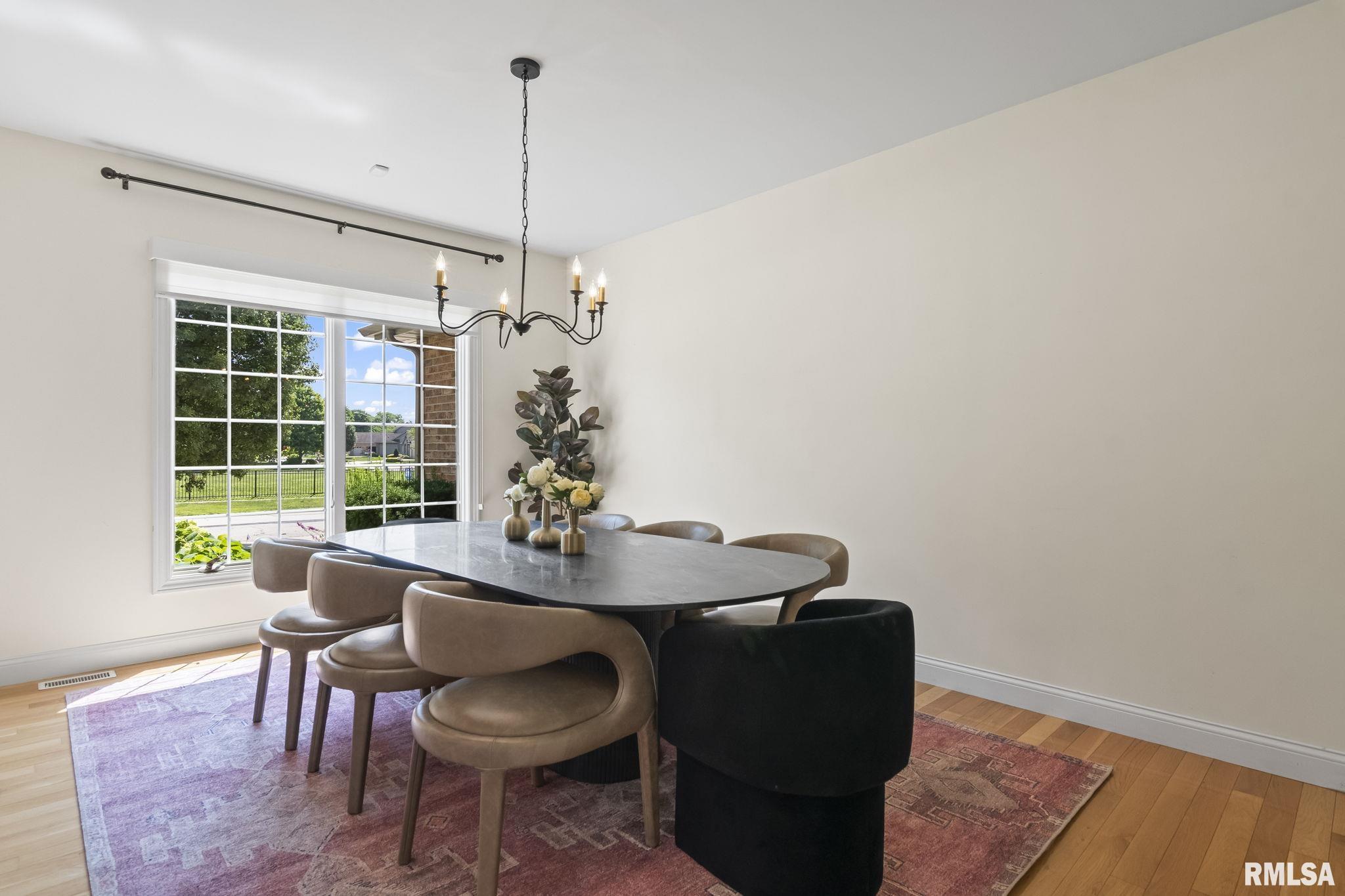 2201 Interlacken Drive Springfield, IL 62704 - Photo 23 of 53