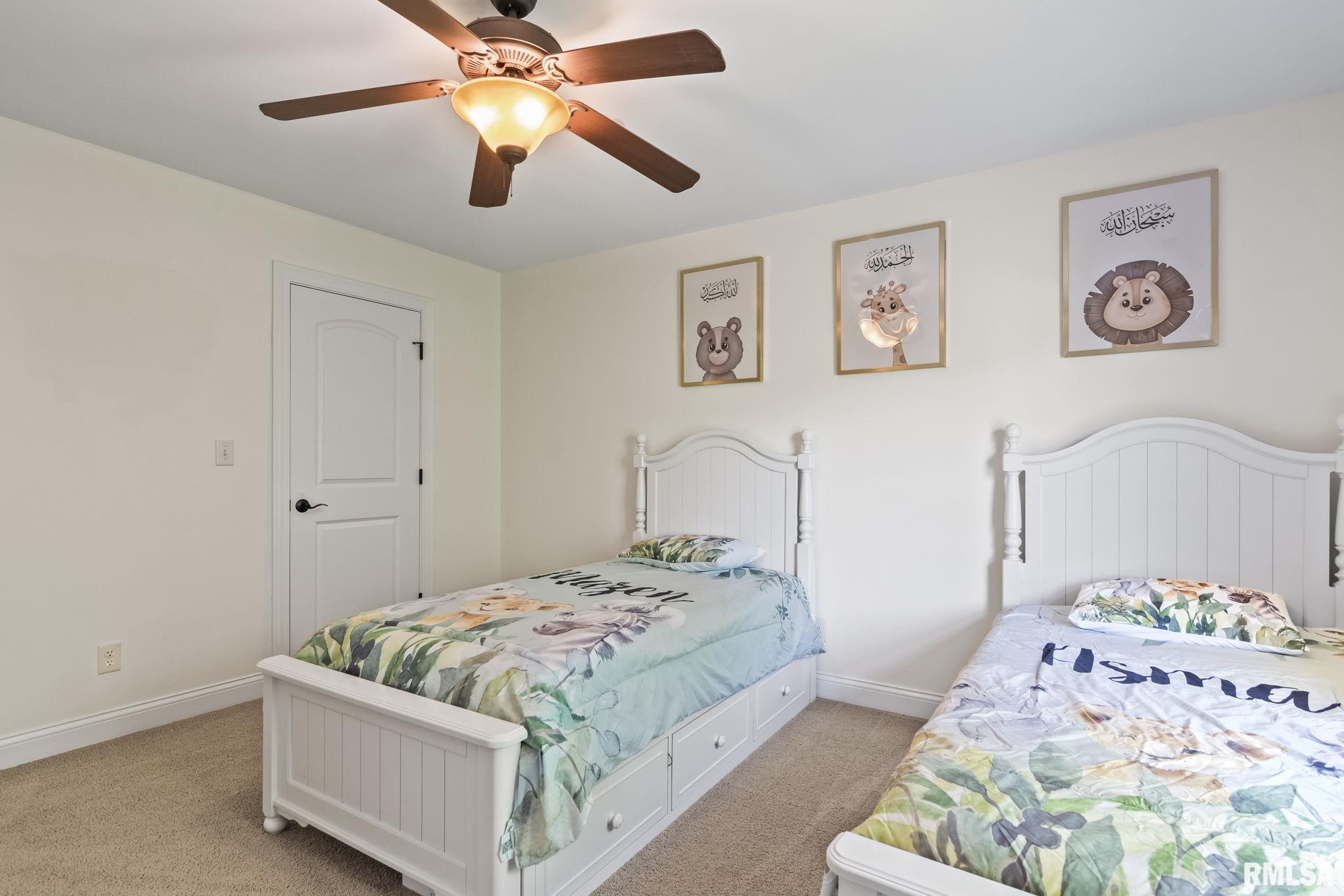 2201 Interlacken Drive Springfield, IL 62704 - Photo 35 of 53