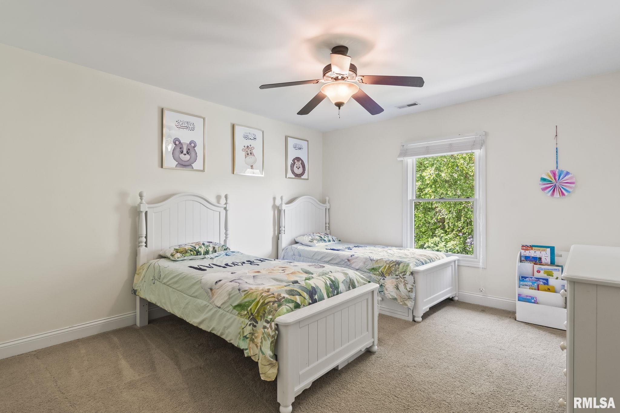 2201 Interlacken Drive Springfield, IL 62704 - Photo 36 of 53