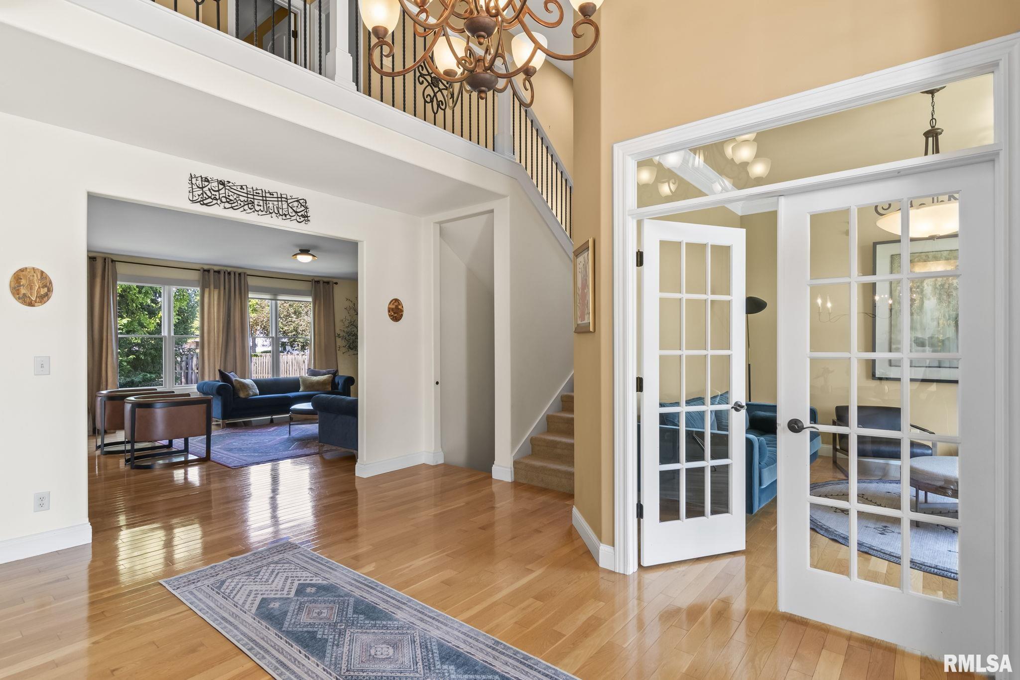 2201 Interlacken Drive Springfield, IL 62704 - Photo 7 of 53