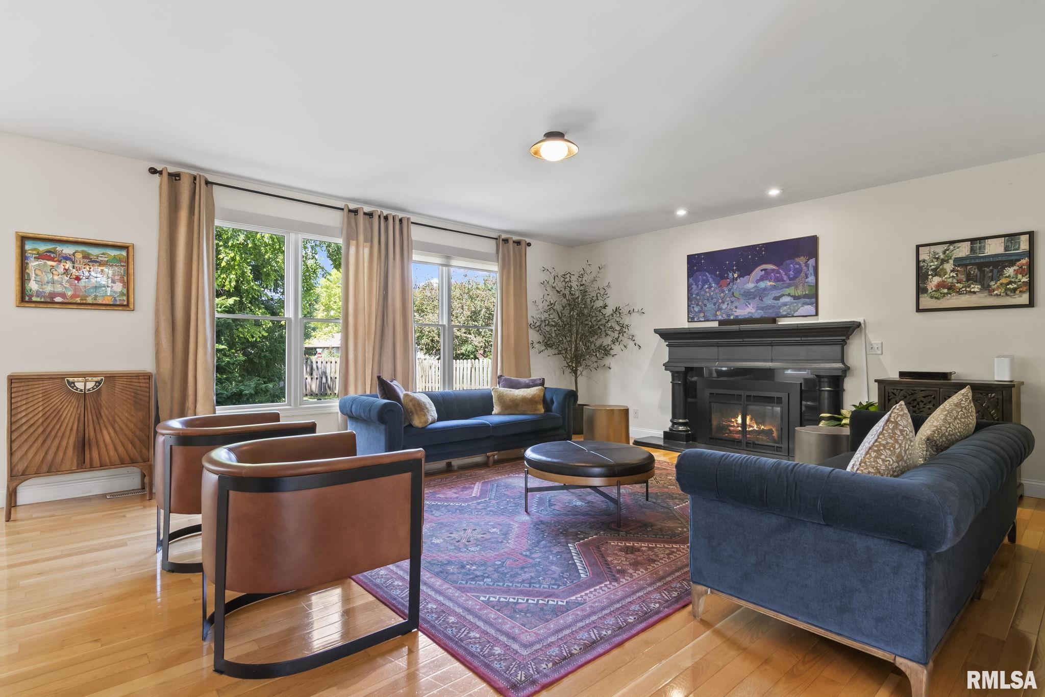 2201 Interlacken Drive Springfield, IL 62704 - Photo 9 of 53