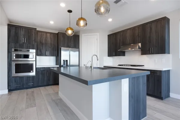 $5,650 | 400 Red Feather Peak Court, Las Vegas, NV 89138