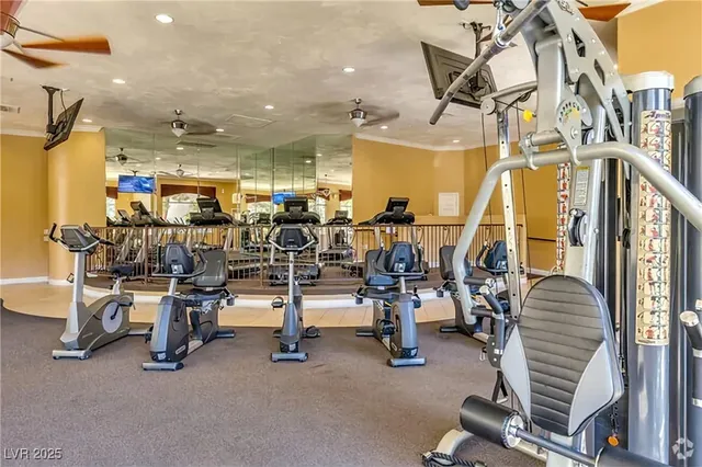 $1,470 | 4400 South Jones Boulevard, Unit 2021, Las Vegas, NV 89103